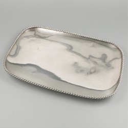 Presenteer- / delicatesse schaal zilver.