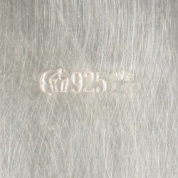 Presenteer- / delicatesse schaal zilver.