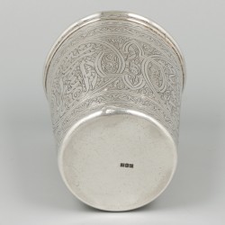 Drinkbeker zilver.