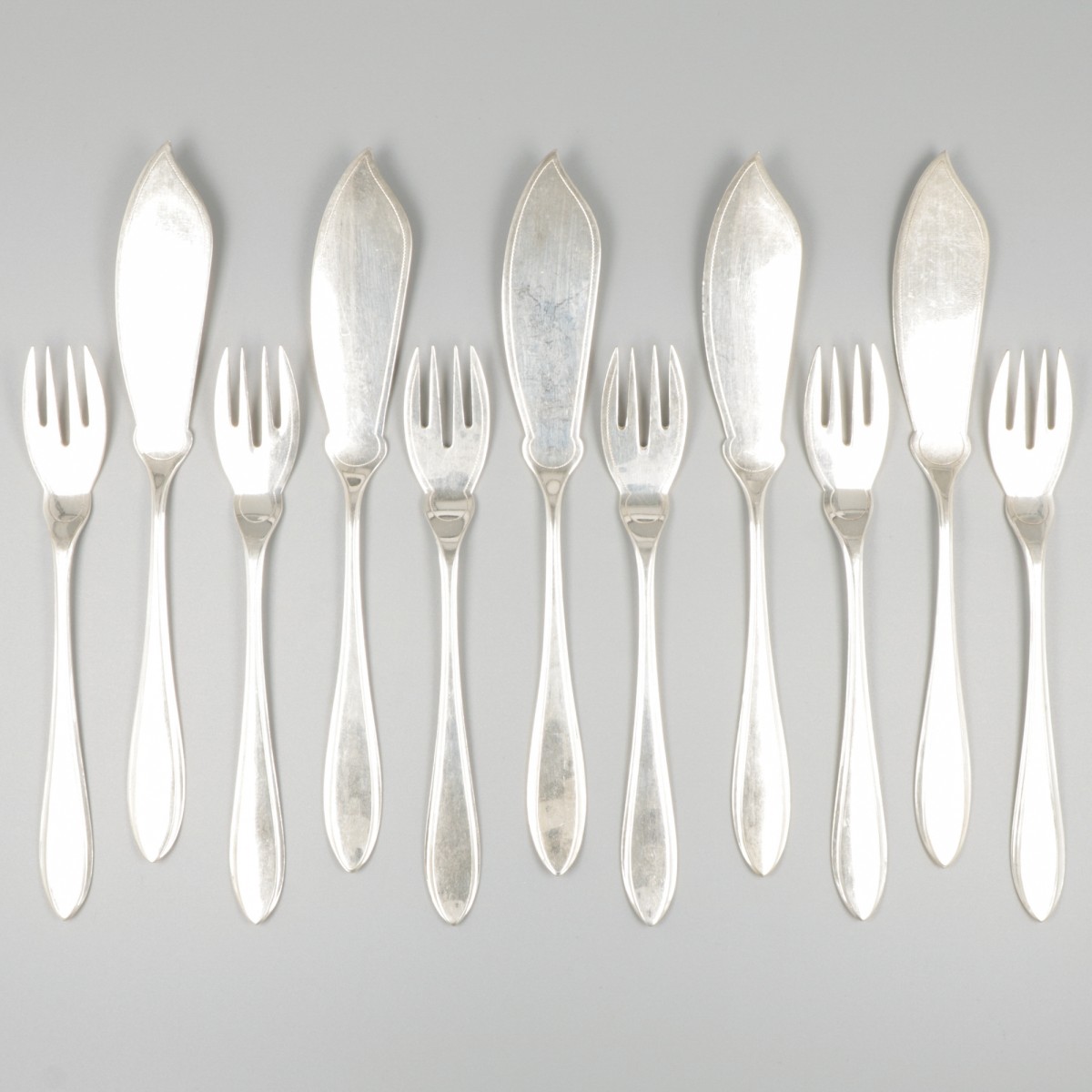 12-delige set visbestek zilver.