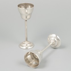 6-delige set likeurglaasjes zilver.