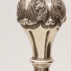 Altaar kandelaar zilver.