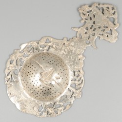 Theezeef zilver.