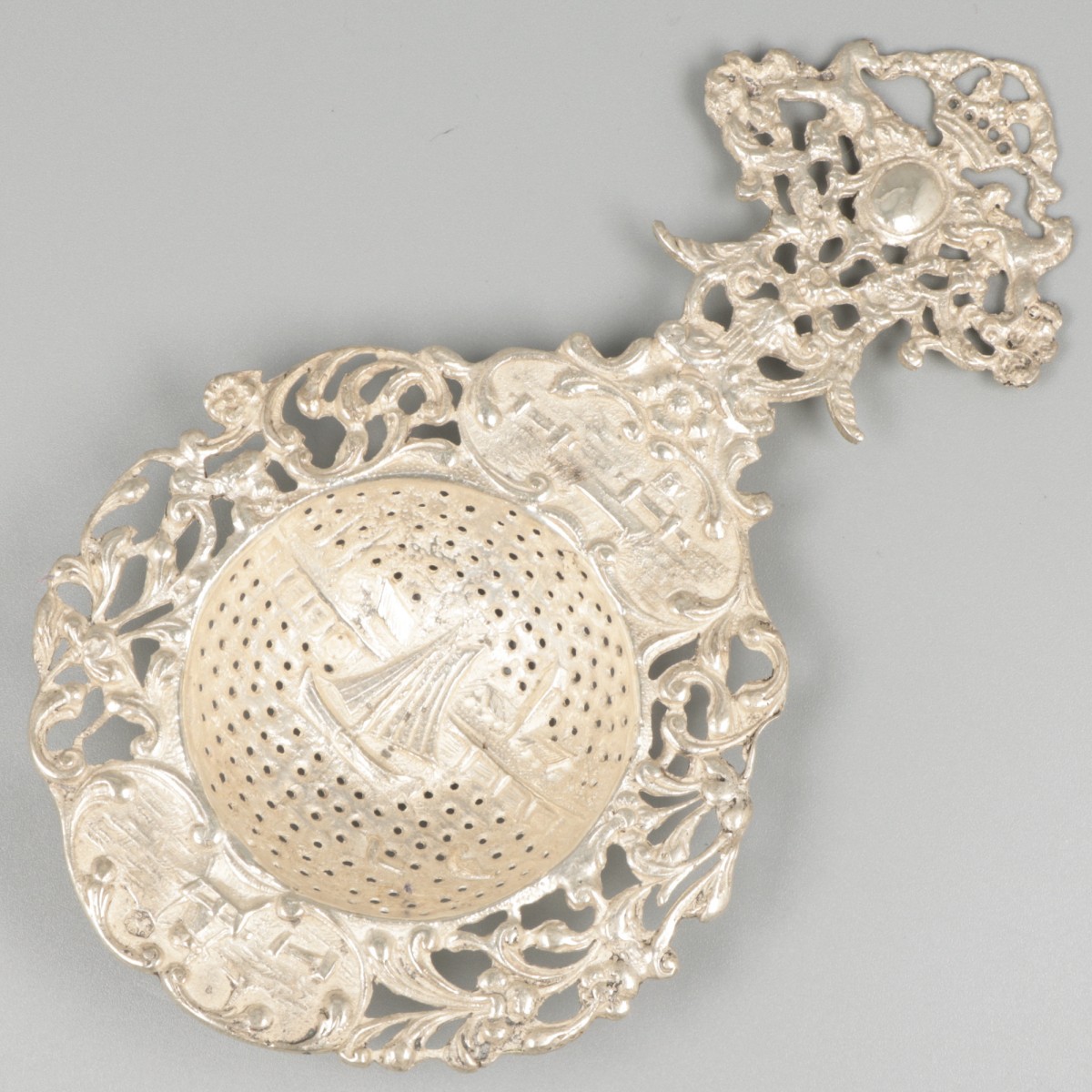 Theezeef zilver.