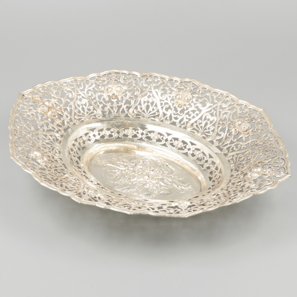 Delicatesse mand zilver.