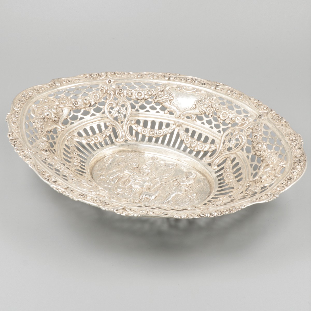 Delicatesse mand zilver.