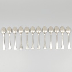 12-delige set mokkalepeltjes zilver.