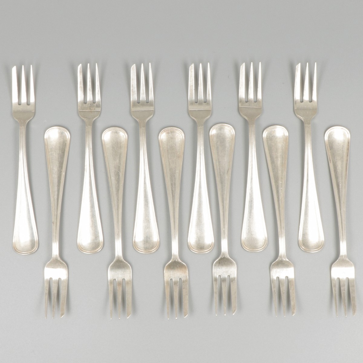 12-delige set gebaksvorkjes zilver.