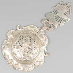 Theezeef zilver.