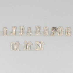 12-delige set glasnummers zilver.