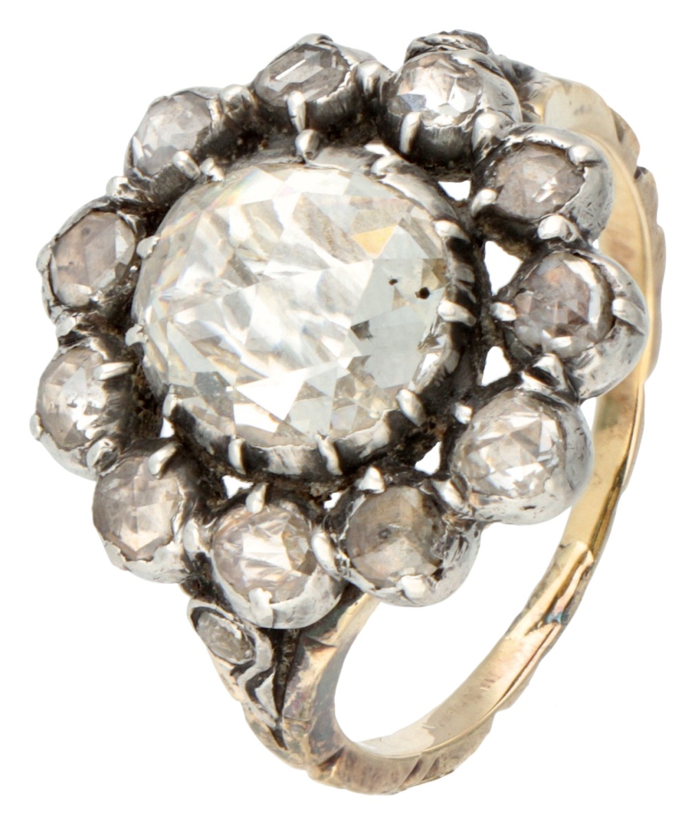 Vintage 14 kt. geelgouden rozet ring bezet met roosgeslepen diamanten gezet in sterling zilver.