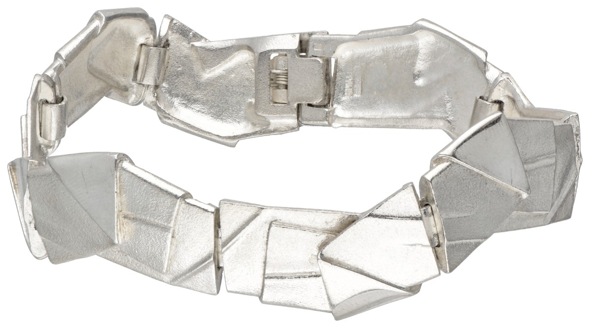 Sterling zilveren 'Origami' armband door Finse designer Zoltan Popovits voor Lapponia.