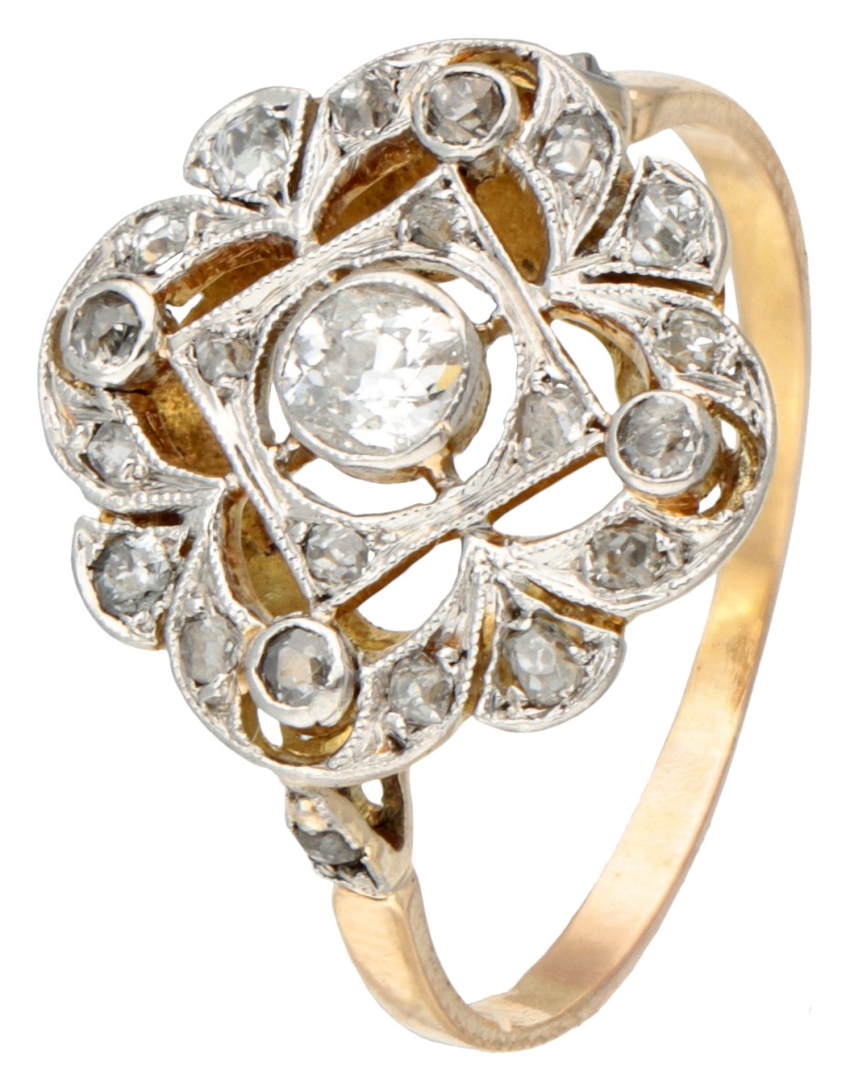 18 kt. Geelgouden art deco ring bezet met ca. 0.13 ct. diamant.