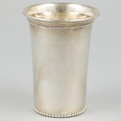 Drinkbeker zilver.