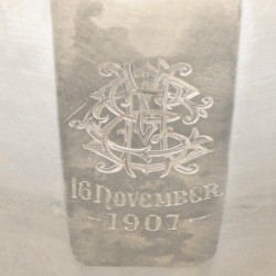 Roomkom zilver.