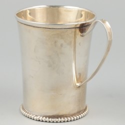 Drinkbeker zilver.