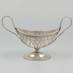 2-delige set zoutkelders (Brussel, J.C. Buls, ca. 1820) zilver.
