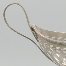 2-delige set zoutkelders (Brussel, J.C. Buls, ca. 1820) zilver.