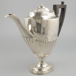 Koffiepot zilver.