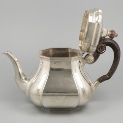 Theepot zilver.