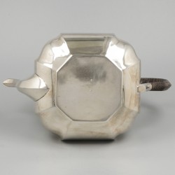 Theepot zilver.