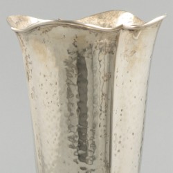 Bloemenvaas zilver.