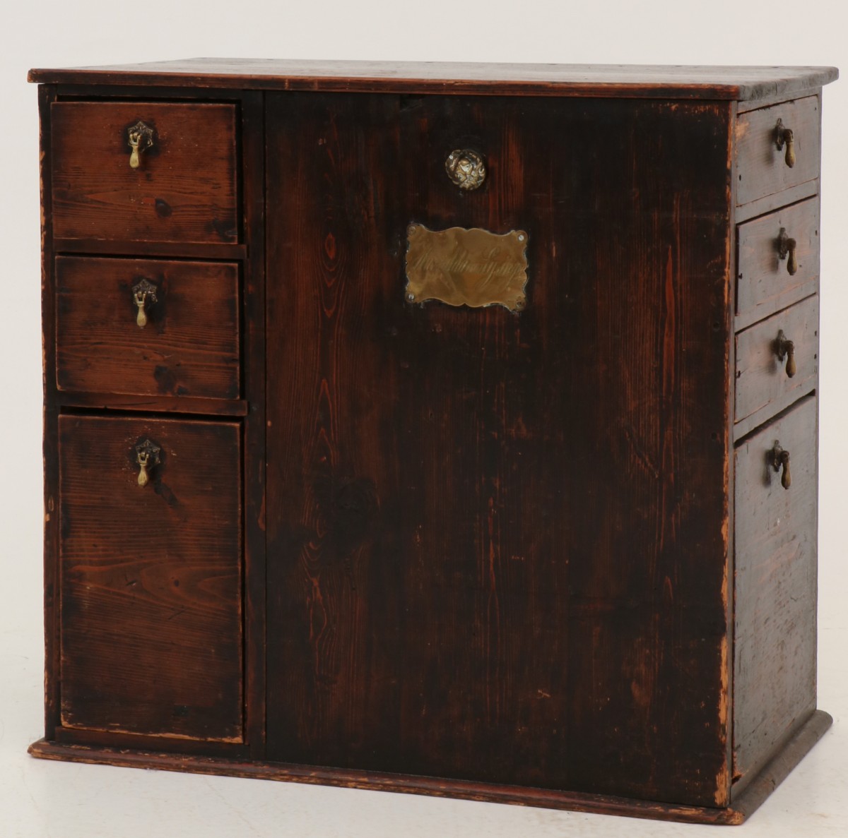 Een documentenkastje, Frankrijk, ca. 1900.