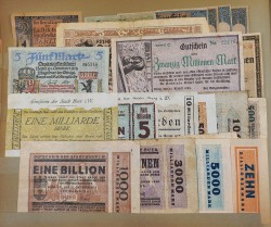 Germnay. Album 600 banknotes. Notgeld/Banknotes. Type 1920-1940. - Fine – UNC.