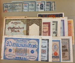 Germnay. Album 600 banknotes. Notgeld/Banknotes. Type 1920-1940. - Fine – UNC.