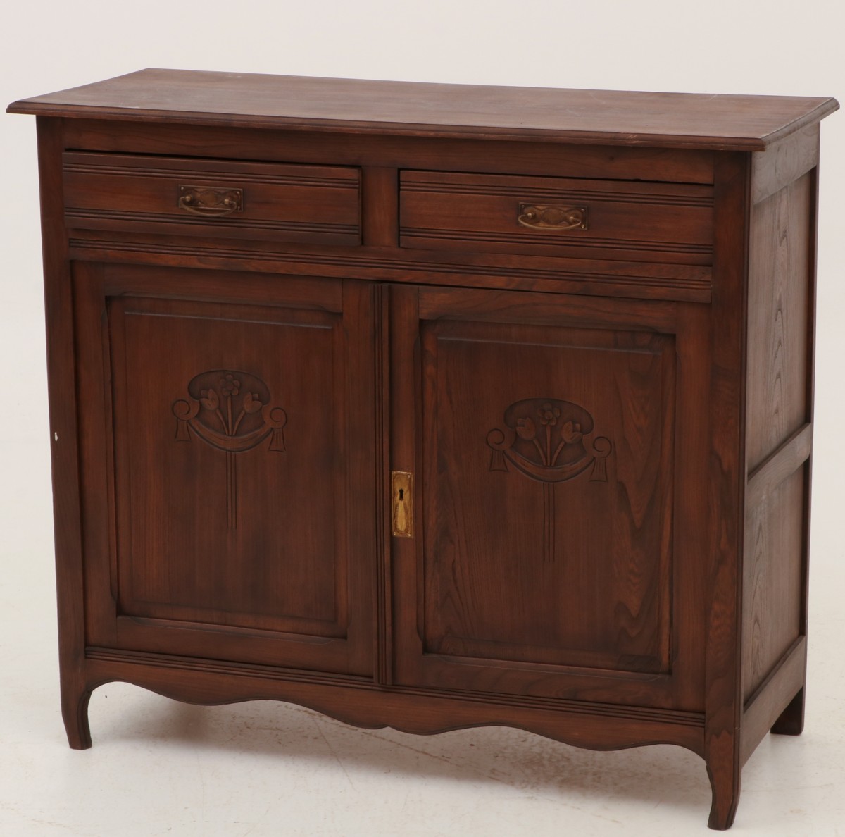 Een eikenhouten dressoir, Hollands, ca. 1920.