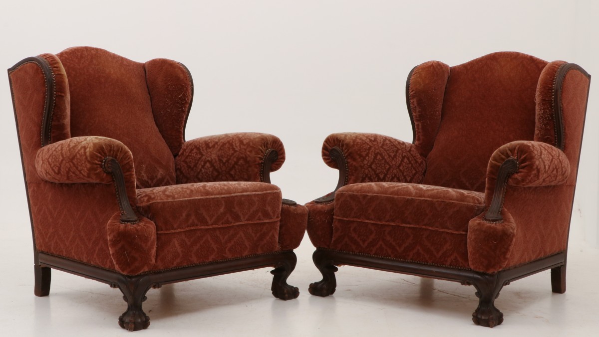 Een set van (2) bergères/ fauteuils, 20e eeuw.