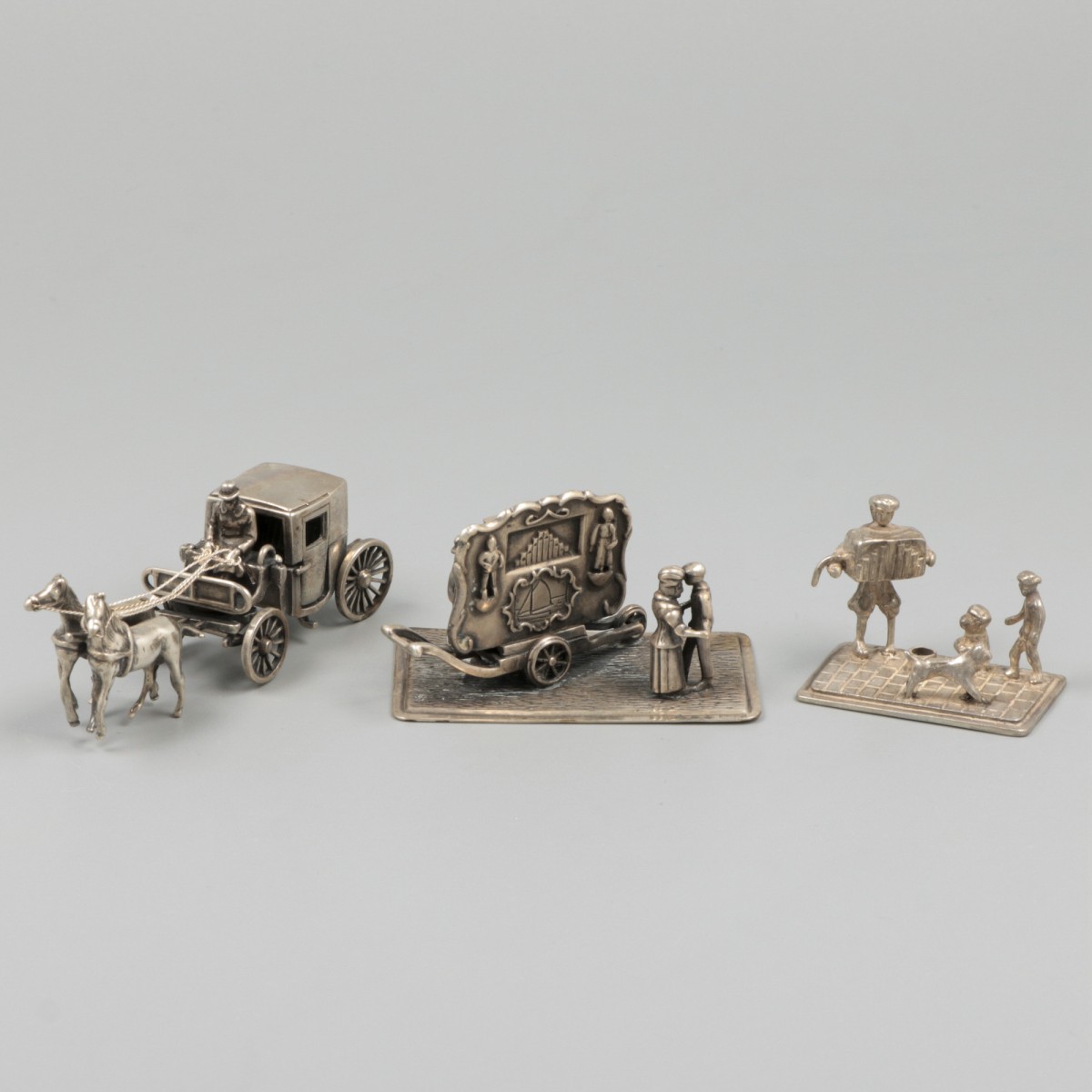 3-delig lot miniaturen zilver.