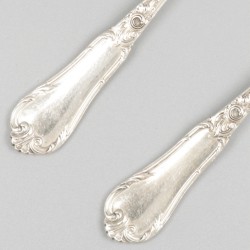 Kaasschep en sardinevork zilver.