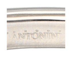 Antonini 18K witgouden design bangle armband bezet met ca. 0.40 ct. diamant.