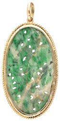 Vintage 14 kt. geelgouden hanger bezet met gesneden groene steen.