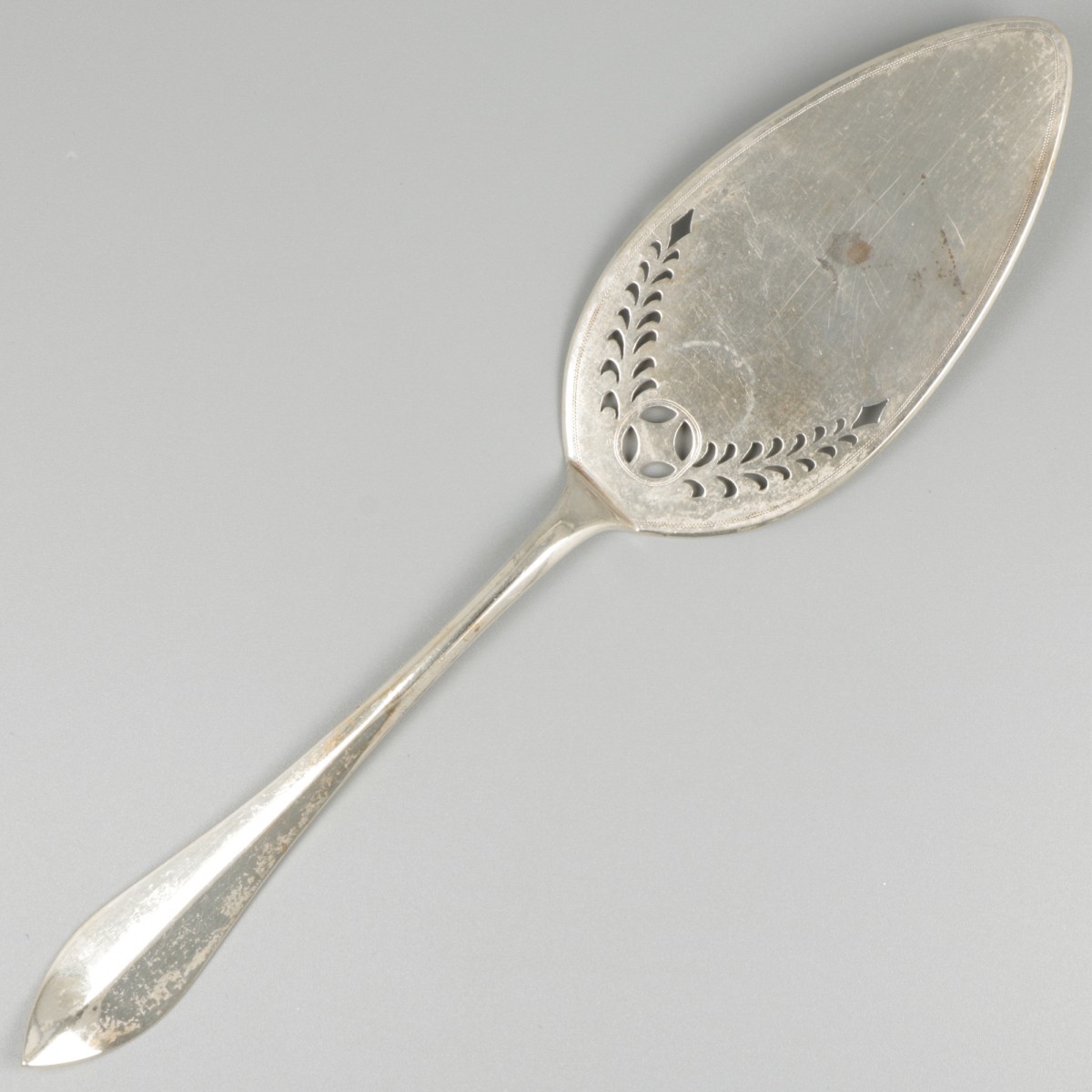 Taartschep art nouveau zilver.