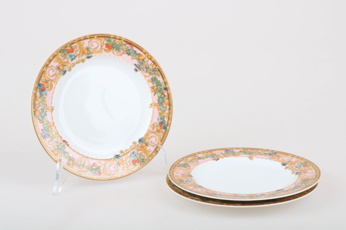 Een set van (3) porseleinen borden met Le Jardin decor. Rosenthal, Versace. Eind 20e eeuw.