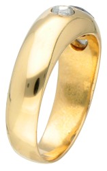 Antieke 14 kt. geelgouden ring bezet met ca. 0.48 ct. synthetische saffier en diamant.