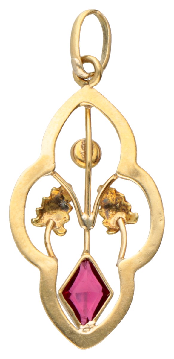 Antieke 14K geelgouden hanger bezet met glasgranaat en zaadparel.